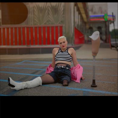 Holly Shaler (hollyshaleramputee) Header Photo Added 2025-08-01