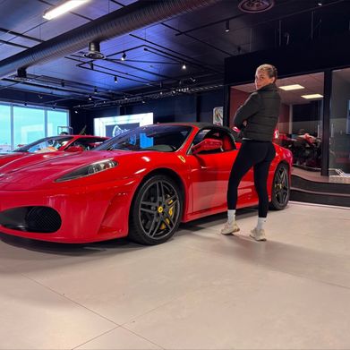 Valentina Myriad Added Photo on 2024-12-24