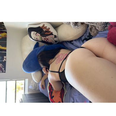 Emma (emmaxfallon) Header Photo Added 2025-03-08