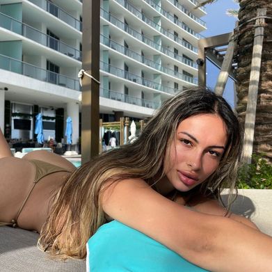 Mic 🧚🏻 (mic.romano) Header Photo Added 2025-08-18