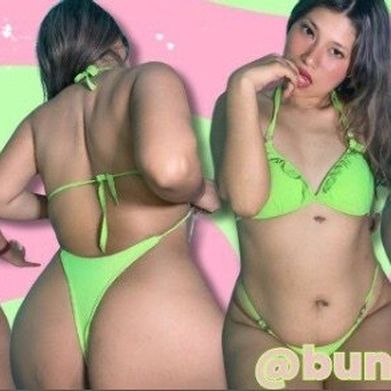 🩷🤶🏻 LITTLE SANTA LEXIE 🎄 (bunniilatina) Header Photo Added 2025-11-19