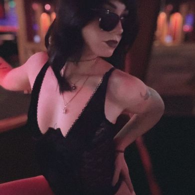 Emma (dixieroseemma) Profile Photo Added 2025-05-25