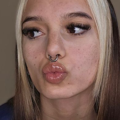 OnlyFans Model 𝓔𝓶𝓶𝓪 💗 (emma.rsmm) Profile Image