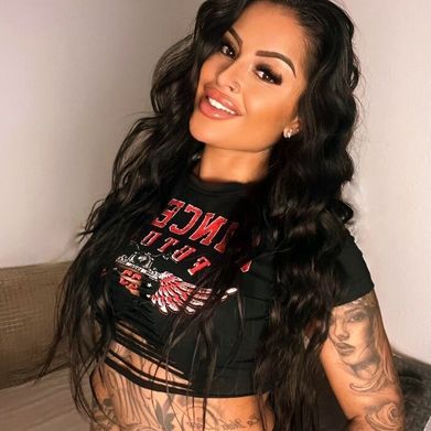 ⚜️ 𝐋𝐢𝐬𝐚𝐧𝐧𝐞_𝐋𝐨𝐜𝐚 ⚜️ (lisanne_loca) Profile Photo Added 2025-10-24