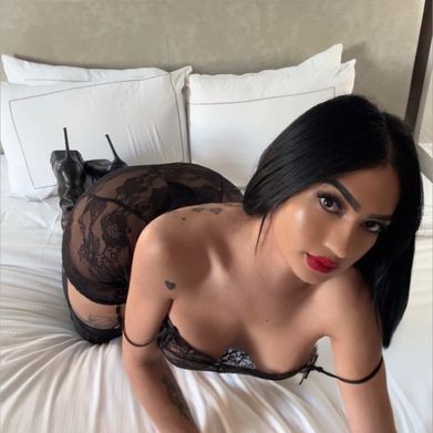 OnlyFans Model Daniela Montes (danielamontess) Profile Image