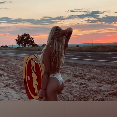 Motocross 🤍 (mottobabe) Header Photo Added 2025-10-08