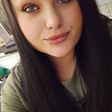 Becca (minxmummy) Profile Photo Added 2024-12-06