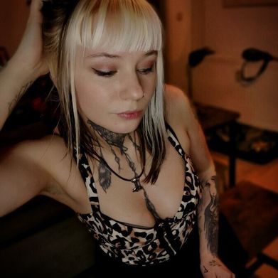 OnlyFans Model Nine 💋 (rudegirlnine) Profile Image