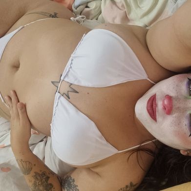 Fay (wild_fay) Header Photo Added 2025-01-02