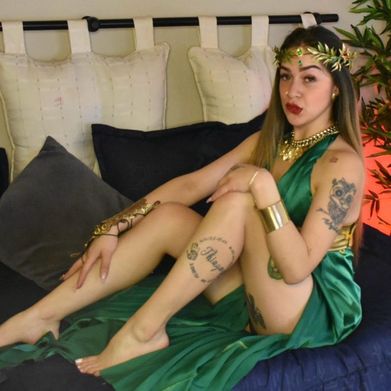 Violetta Afrodita (violetta_afroditta) Header Photo Added 2025-09-12