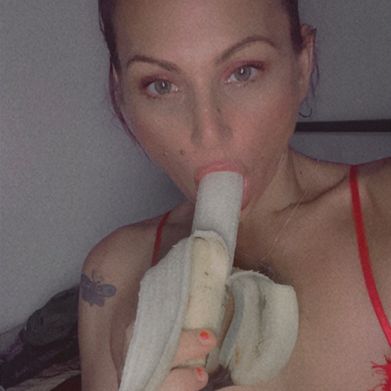 OnlyFans Model Becca Anne (shymumma1) Profile Image