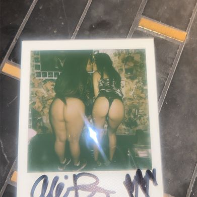 B♡ (barelybehavingb) Header Photo Added 2025-04-12