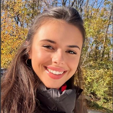 Emilia 💘Scandinavian Beauty (official_emiliaxo) Profile Photo Added 2025-07-18