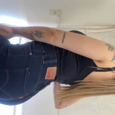 JULI | Sultry Switch 🐦‍🔥💋 (juli.taylor) Header Photo Added 2025-12-04