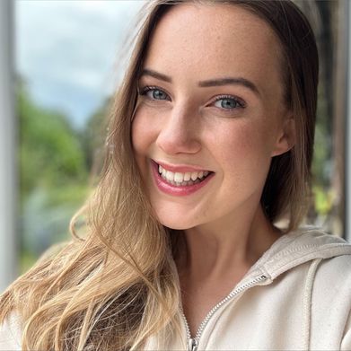 Charlotte Lily (imcharlottelily) Profile Photo Added 2025-08-19