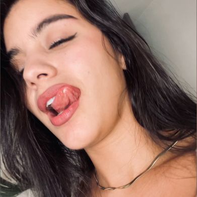 OnlyFans Model AMEL ROSE (amel_rose22) Profile Image