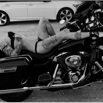 Jinx Munster (jinx_munster) Header Photo Added 2025-08-15