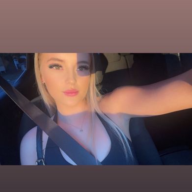 Ebony🎀 (ebonyrivera) Header Photo Added 2025-07-15