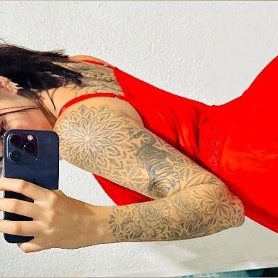 𝓞𝓵𝓲🫦🖤 (oliviaa019) Header Photo Added 2025-12-04