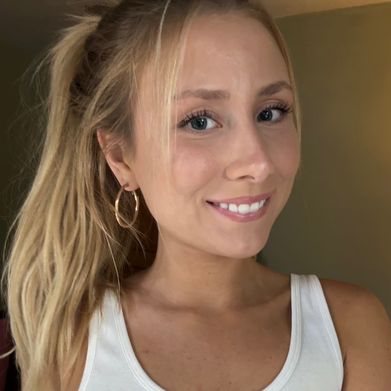 Aria❤️ (aria_davis) Profile Photo Added 2025-07-02