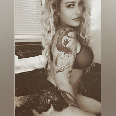 LateNightCircus (latenightcircus713) Profile Photo Added 2025-08-19