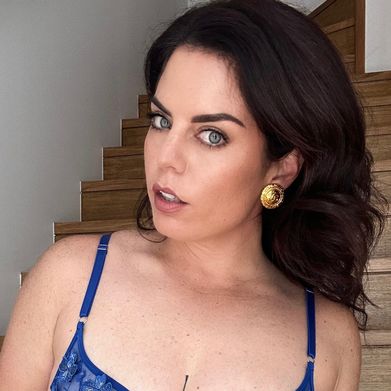 Lauren Kate (mrslaurenkate) Profile Photo Added 2024-10-08