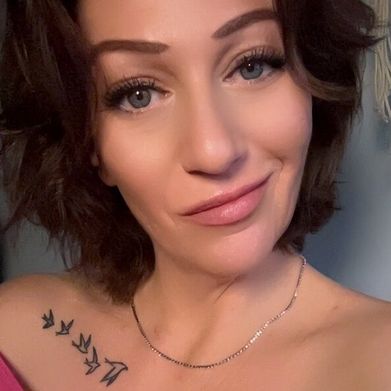 OnlyFans Model Alessa Bee (alessabeex) Profile Image