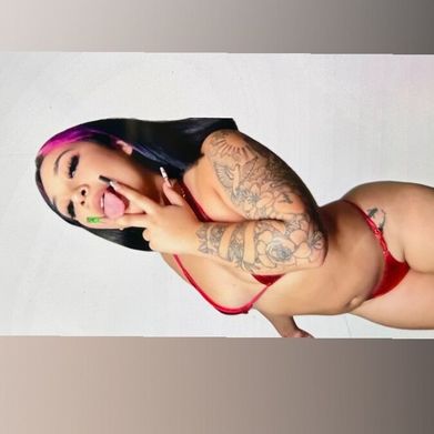 Gg (mcluvin54) Header Photo Added 2025-10-24