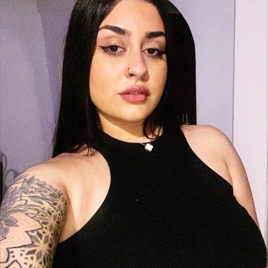 Goddess  Dominatrix⛓️🍒 (victoriasantorini) Profile Photo Added 2025-09-14