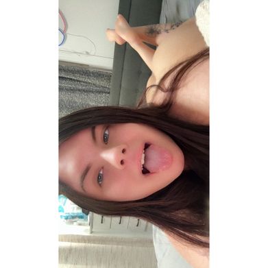 katie ♡ i screw randoms! Added Photo on 2025-08-23