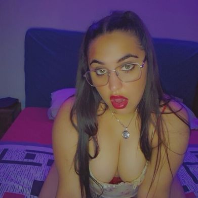 OnlyFans Model 𝑺𝒐𝒑𝒉𝒊𝒆 𝑯𝒖𝒏𝒕 (curvyhunt) Profile Image