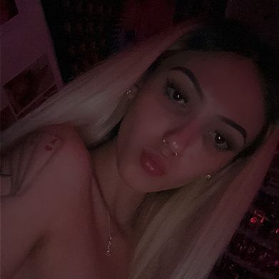 Summer💦 (smokinnsummer) Profile Photo Added 2024-10-31