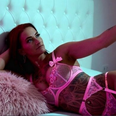 Ziva K Vuttchi-Lundorff (zvl_promo) Header Photo Added 2025-11-11