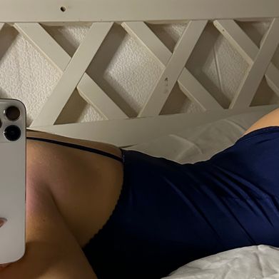 Alison 🤍 (alisonsugar) Header Photo Added 2025-01-14