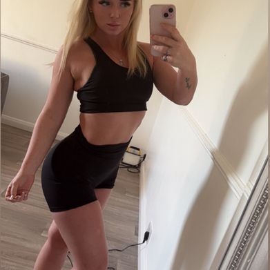 Sweetlikecandy (izcandy) Profile Photo Added 2025-03-04