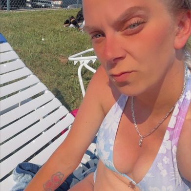 Lynzie (suggabutt420) Header Photo Added 2025-06-25