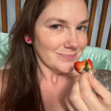 Missy (geekybuttfreaky) Profile Photo Added 2025-05-29