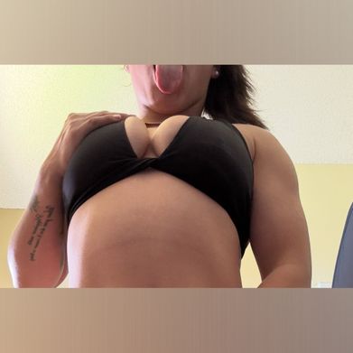 hey 🫶🏻 (sweetgirlmich) Profile Photo Added 2025-07-16