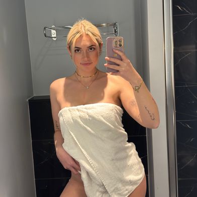 Emi 🔐 (itisemimarie) Profile Photo Added 2024-11-21