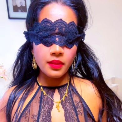 OnlyFans Model Nisha (goddessinbrown) Profile Image