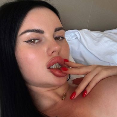 𝐁𝐑𝐈𝐀𝐍𝐍𝐀 𝐂𝐀𝐑𝐑 🦂 (brianna_carr) Profile Photo Added 2025-09-05