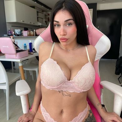 OnlyFans Model Livia💕 (callmeliviaa) Profile Image