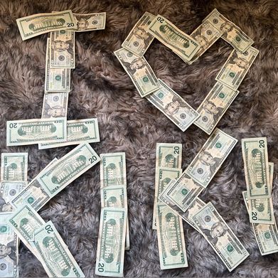 kiki (kikisoprettyyy) Header Photo Added 2025-02-14