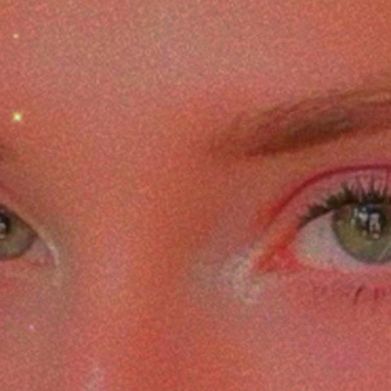 𝙳𝚘𝚕𝚕 𝚋𝚊𝚋𝚢 (alone-gal) Header Photo Added 2025-04-04