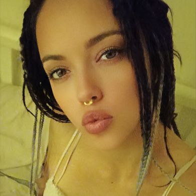 Lilly Malá (lily_mala) OnlyFans Profile Image