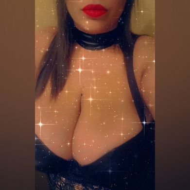 ThiccHotWifey (thicchotwifey) OnlyFans Profile Image