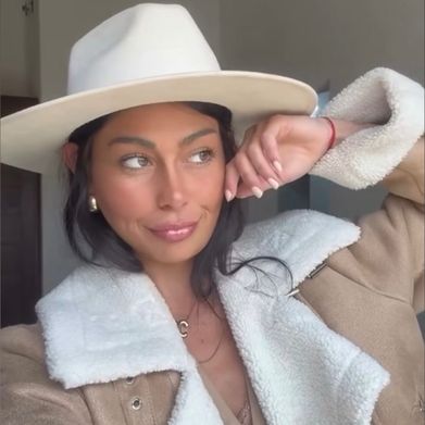 Sophie ✨ (sophwithlove) Header Photo Added 2025-09-13