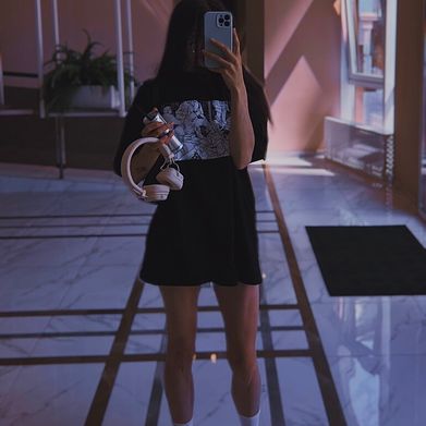 Lora (palmlora1) Header Photo Added 2025-10-24