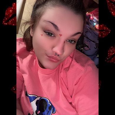 ❤️Bིaིdིdིiིeི💚Bིlིaིiིrི❤️ Added Photo on 2025-04-09