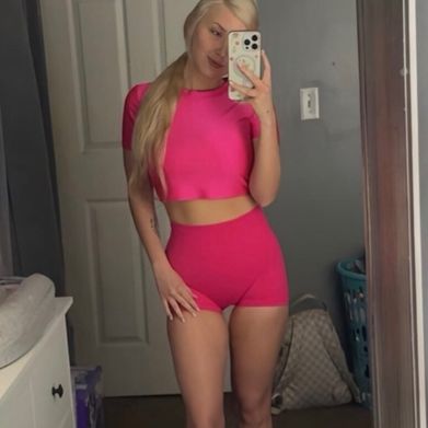 OnlyFans Model Trin Baby (trinbaby05) Profile Image